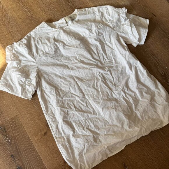 Yune Ho White Cotton Ruffle Sleeve Blouse with buttons on the back size 38/US6 - Picture 1 of 4